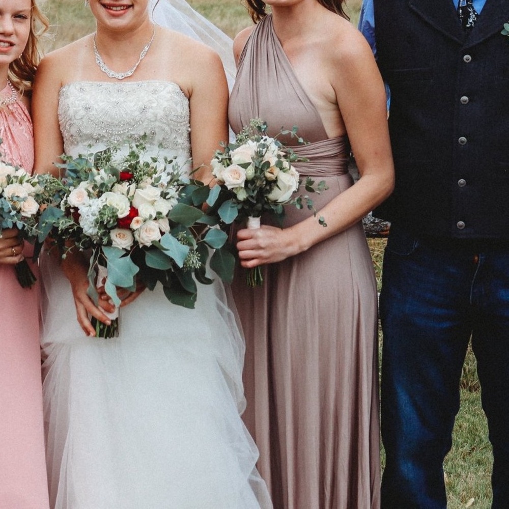 Lulus dress - Picture 2 of 6